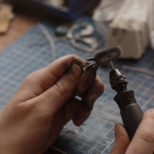 How to care for stainless steel jewelry? - Zinfu