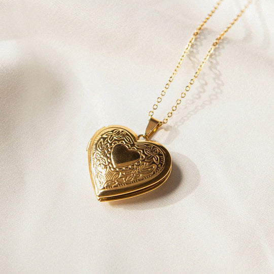 How to put a picture in LOVE locket Necklace - Zinfu