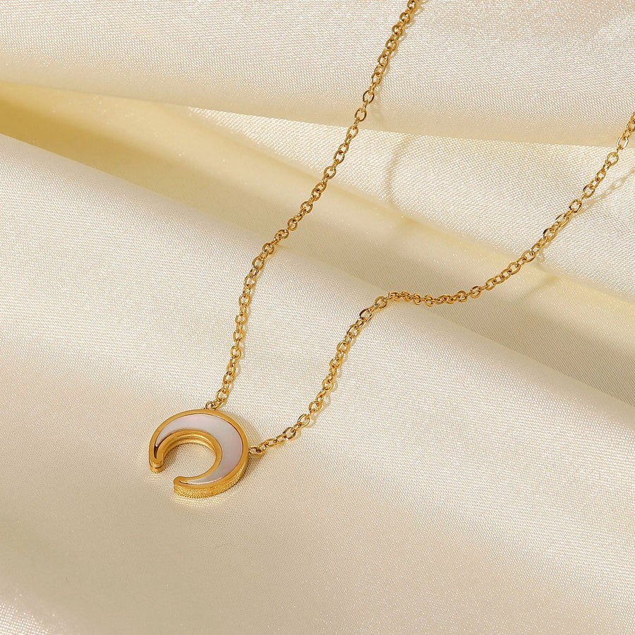 Crescent Moon Necklace - Zinfu