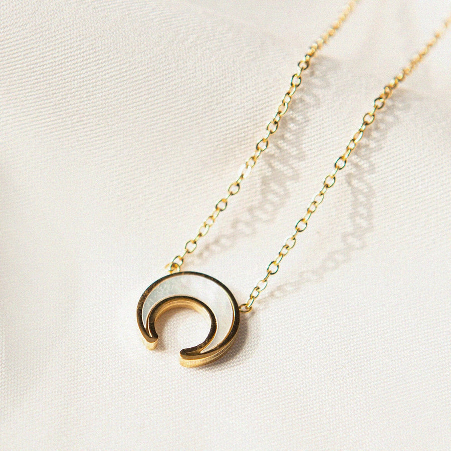 Crescent Moon Necklace - Zinfu