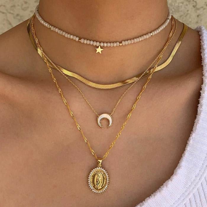 Crescent Moon Necklace - Zinfu