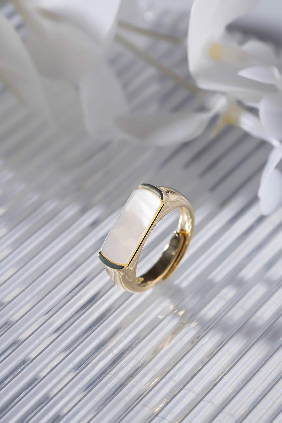 Fantasy Crushed Shell - Ring - Zinfu