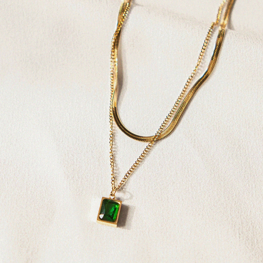 Plain Necklace with emeralds - Necklace - Zinfu