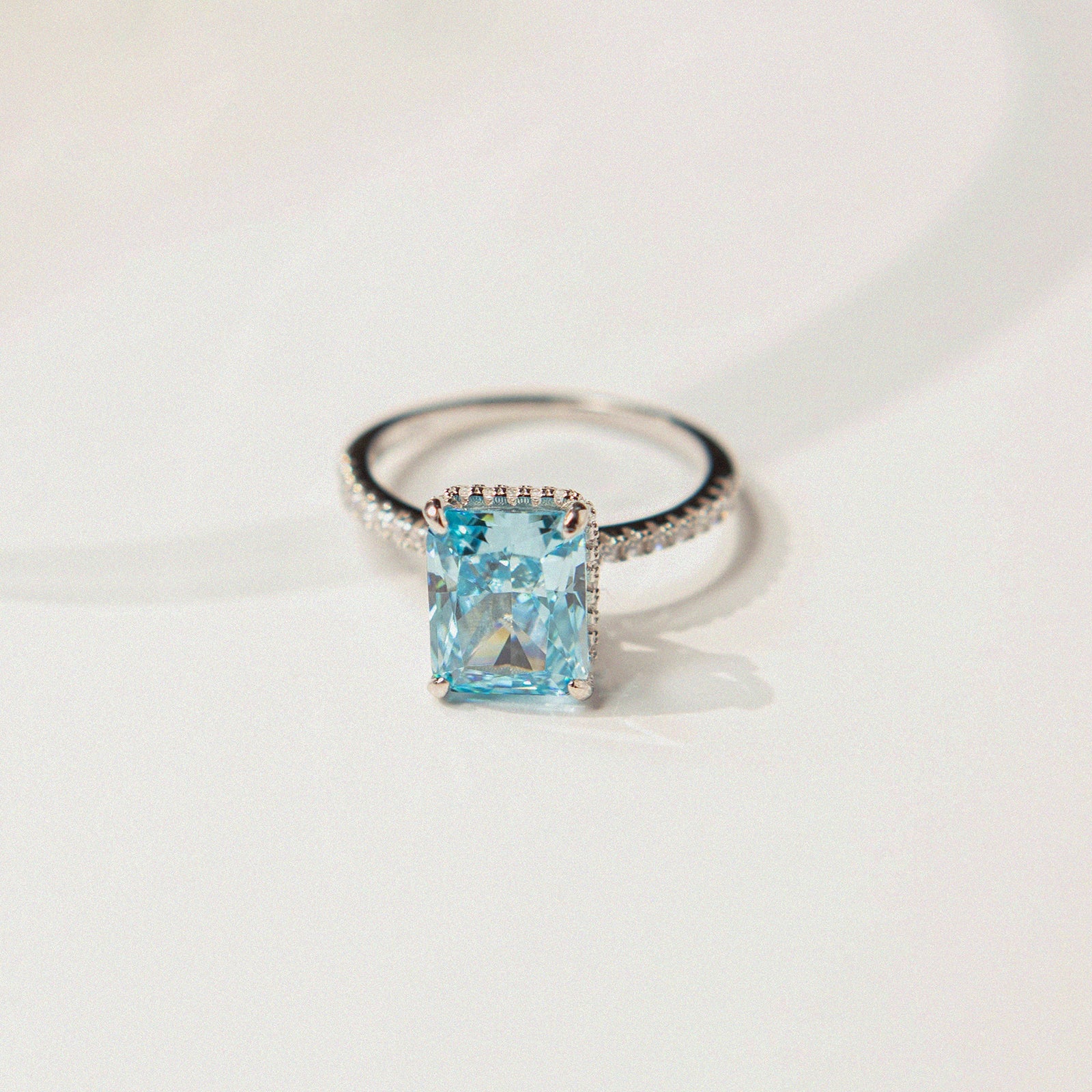 Zinfu S925 Zircon Mystics Ring Light Aquamarine - Zinfu